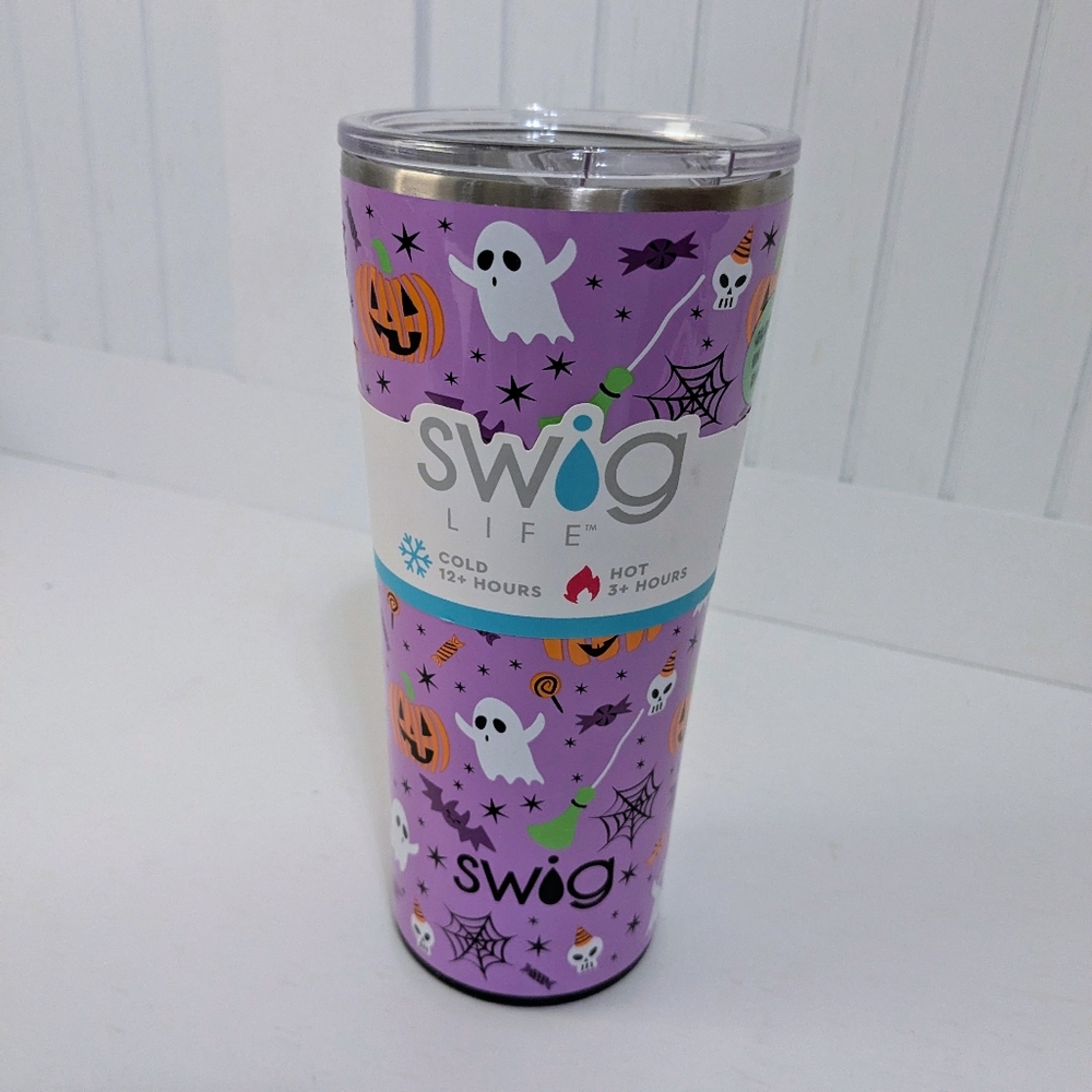 ❌NWT 22 oz. Swig Life Hocus Pocus Halloween Tumbler❌
